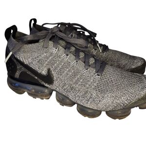 NIKE FLYKNIT VAPORMAX MEN SHOES SNEAKERS GRAY SIZE 10.5/44.5 EUC